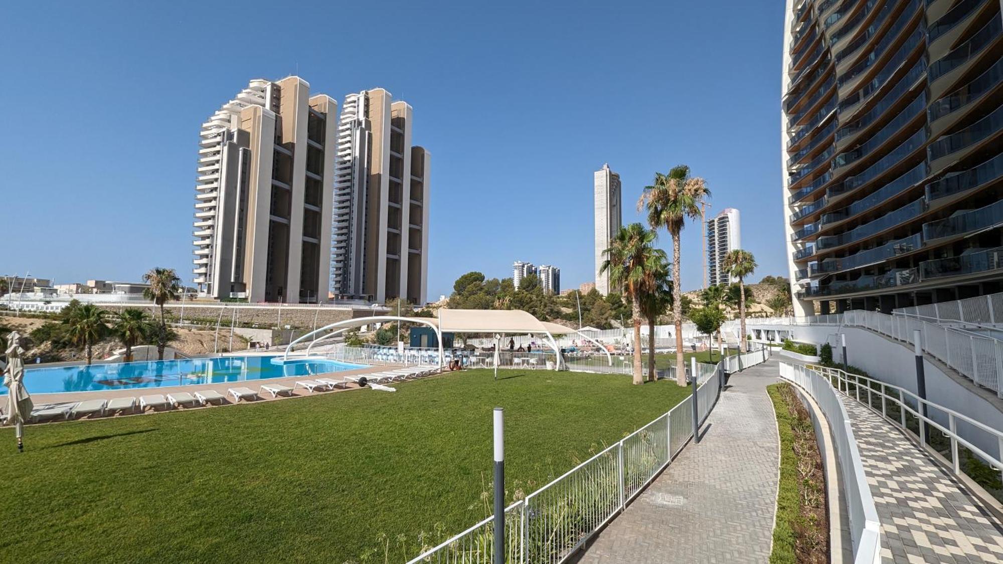 Sunset Waves Luxury Apartment Бенідорм Екстер'єр фото