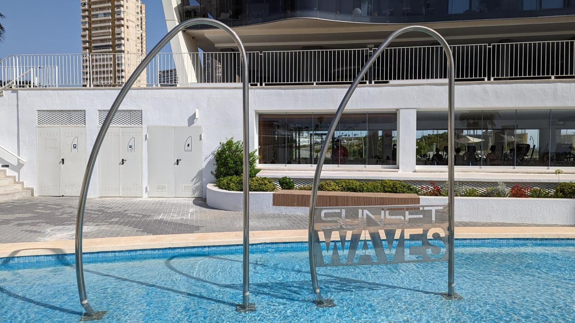 Sunset Waves Luxury Apartment Бенідорм Екстер'єр фото
